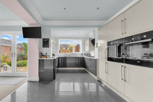 Photo 42- click for photo gallery